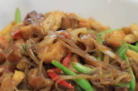 Sambal goreng lebih kepada kesemua perasa ini yang digoreng bersama bahan makanan lain seperti tempe, ikan, udang, kacang. Resepi Sambal Goreng Jawa Kegemaranku Blogopsi