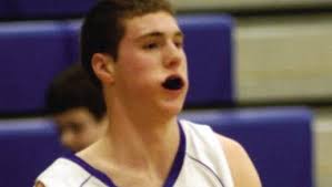 Boys basketball: Epping falls just short to top-seed in quarterfinals