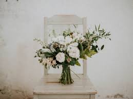 Modifie sa coiffure ainsi que la couleur de ses yeux et de touches, astuces, cheat du jeu se préparer au mariage : 10 Conseils Pour Organiser Son Mariage