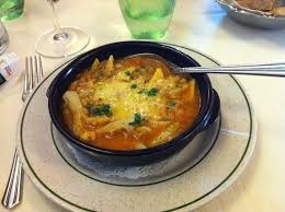 La minestra di broccoli e arzilla è una ricetta tradizionale laziale, più precisamente della cucina romana, infatti, in dialetto romanesco, l'arzilla è il pesce comunemente chiamato razza. Minestra Di Broccoli E Arzilla Picture Of Sora Lella Rome Tripadvisor