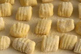 Recette Des Gnocchi A La Romaine Pratique Fr Recette Gnocchis A La Romaine Recette Gnocchi Recette