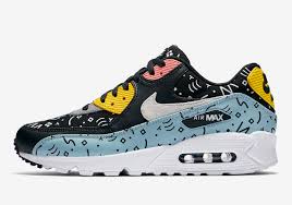 Nike calçados casuais das mulheres. Nike Air Max 90 Random Scribbles 700155 405 Sneakernews Com