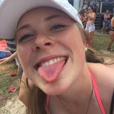 Savannah Looper's Instagram, Twitter & Facebook