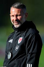 Giggs played 36 games, scoring eight goals. Ryan Giggs Brother Rhodri To Write A Book About His Sibling S Eight Year Affair With His Ex Wife Aktuelle Boulevard Nachrichten Und Fotogalerien Zu Stars Sternchen