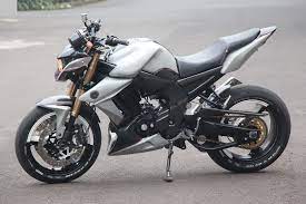 Yamaha motor modification byson (simple but cool) yamaha motor unit byson is still limited, so for those prospective customers should wait no longer than 1 month may have motor byson, but this bike has been there and is the incarnation of the yamaha fz16 which had already circulating in the city of taj mahal. Pin Di Tj Modify