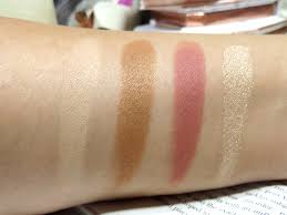 Illuminate the complexion with hourglass ambient™ lighting edit mini sculpture unlocked, a cosmetics palette featuring highlighter, blush and bronzer. Review Hourglass Ambient Lighting Edit Mini Sculpture Unlocked Pretty Is My Profession
