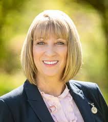 The Crescent Summer 2024 by Gamma Phi Beta Sorority