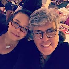 Maybe you would like to learn more about one of these? Sidney Magal Faz Lambalive E Celebra Casamento De 40 Anos Que Vai Virar Filme Foi Amor A Primeira Vista Famosos Extra Online