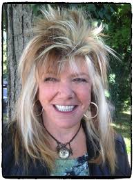 Mary Clingan's Instagram, Twitter & Facebook