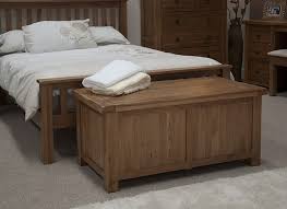 Table a manger a rallonge. 40 Idees Pour Le Bout De Lit Coffre En Images