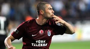 Trabzonspor, burak yılmaz ile 3 yıllık sözleşme imzaladı. Burak Yilmaz Trabzonspor Da Gebze Yenigun
