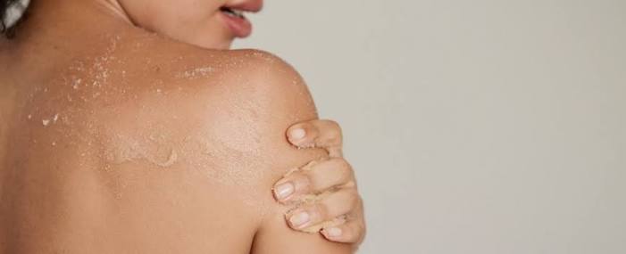 tẩy tế bào chết body giá học sinh