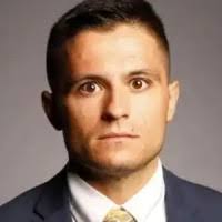 1700+ perfiles de «Sanzone»