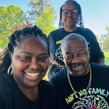 TONIGHT: A love triangle and twisted fatal attraction. The shocking 20/20  event special 'A Tangled Web' premieres tonight at 9|8c