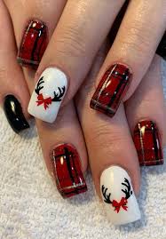 37 Cool And Stylish Christmas Nail Decoration Ideas Page 22 Of 37 Daily Women Blog 3 In 2020 Christmas Nail Designs Christmas Nail Art Designs Nail Decorations