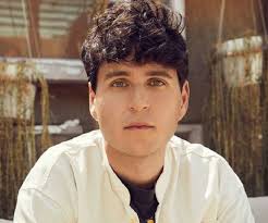 Ezra Koenig Biography