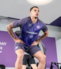 Flashscore.com.tr oyuncu profillerini (örneğin lukas nmecha profili), takım sayfaları (örneğin anderlecht sayfası) ve. Anderlecht Verwelkomt Nieuwe Spits Lukas Nmecha Het Belang Van Limburg Mobile