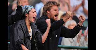 Check spelling or type a new query. Nolwenn Leroy Et Son Beau Frere Bruno Clement Encouragent Arnaud Purepeople