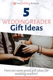 wedding reader gift ideas and etiquette
