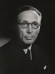 Henry Strauss's Instagram, Twitter & Facebook