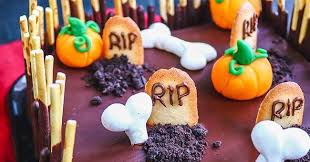 Gateau Cimetiere Pour Halloween Patisserie Pour Halloween Halloween Gateau Halloween Facile