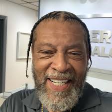 Good morning Pastor Rev Dr Van Ford Jr and Lady Mother Ora Ford and  Families members and King Solomon M.B Church Families Members and God is  Awesome. Sending love and hugs and