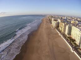 Cádiz is the southernmost province in spain, located just 8 miles from for this reason, hotels on the coast of cádiz are the perfect option if you wish to enjoy this wonderful coastal region, known as. Atico Avda Cadiz Playa Cadiz Aktualisierte Preise Fur 2021