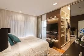 Closet Com Ou Sem Porta Modelos Lindos Pequenos E Famosos Quarto Com Closet Quarto Casal Pequeno Quarto De Casal