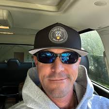 Kubota B1750 tractor for sale with finish mower