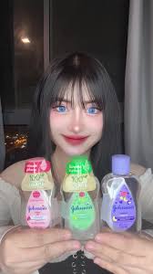 ผิวชุ่มชื่นไม่เหนียวเหนอะหนะด้วย #johnsonbabyOil