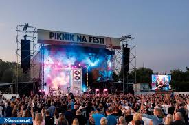 Przed nami dwa Pikniki na FEST z gwiazdami. Darmowe koncerty w Poznaniu i Lesznie!