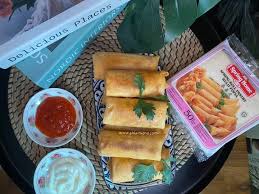 Resepi popia cheese & cara buat popia cheese sendiri di rumah | nak dijadikan cerita baru ni terfikir kudapan apa yang best nak makan sambil tengok tv dengan anak dan suami kat rumah. Resepi Popia Bolognese Cheese