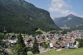 Our map displays the areas and neighborhoods around the best canazei hotel deals are here with our lowest price guarantee. Canazei The Jewel Of Val Di Fassa Canazei Com