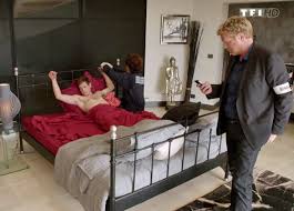 Vous souhaitez ouvrir les pages d'un ouvrage de littérature de qualité ? Section De Recherches Tf1 Surfe Sur 50 Nuances De Grey La Serie En Recul Toutelatele