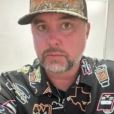 Jonathan Cook (@iamjonathancook)