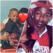 Who is the rapper in this rare moment?