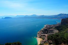 Se anmeldelser og billeder af udendørsaktiviteter i ustica, italien på tripadvisor. Capo Gallo Oder Wie Man Auf Felsen Nicht Ausrutscht Diario Palermitano