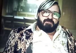 Sebastian Bezzel Fans