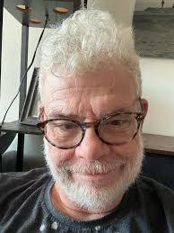 Oliver Conant's Instagram, Twitter & Facebook