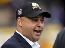 Melvin Falcon's Instagram, Twitter & Facebook