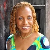 Renee Maddox's Instagram, Twitter & Facebook