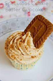 Speculoos Biscoff Cookie Butter Cupcakes Vanilla Cupcakes Topped With A Delicious Cookie Butter Buttercream And Decorated With Biscoff Cookie Butter Cupcake Cakes Speculoos Cookie Butter