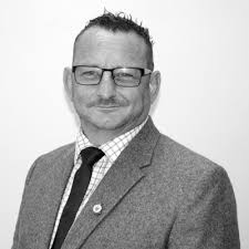 What a great way to start a Friday with presenting Sir Alex Ferguson with a  cheque for £15,000. Our General Manager, Gary Palmer and Enterprise NW have  been a long standing charity