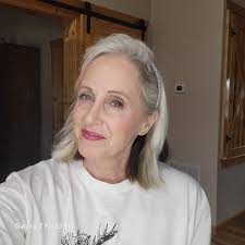 Twice daily face washing for healthy skin