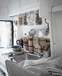 Clear Storage Jars That Are Screwed Onto Solid Lids See In 2020 Vintage Camper Wohnwagen Wohnwagen Renovieren