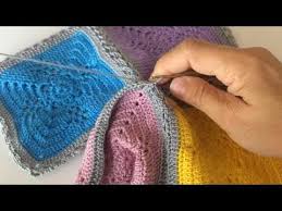 Viktorya Modeli Motif Birlestirme Youtube Crochet Hats Knitted Hats Knitting