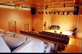 Il 2/8/2018 ha suonato dal vivo presso la casa del jazz a roma per 'roma jazz festival' con kenny banche su tastiere, martin. Casa Del Jazz Roma Ticketone