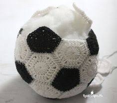 Matt felületű, kimondottan kopásálló utcai futball labda, hőnyomott pvc anyagból. 9 Best Focilabda Ideas Focilabda Horgolas Horgolt Babak