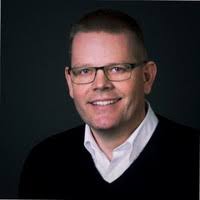 60+ perfiles de «Herrguth»