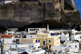 Διαβάστε τα σχόλια για τα ξενοδοχεία και επιλέξτε το καλύτερο ξενοδοχείο για τη διαμονή σας. H Kalyterh Topo8esia Gia Na Meineis Sta Ky8hra Kritikes Gia Chora View Ky8hra Ellada Tripadvisor